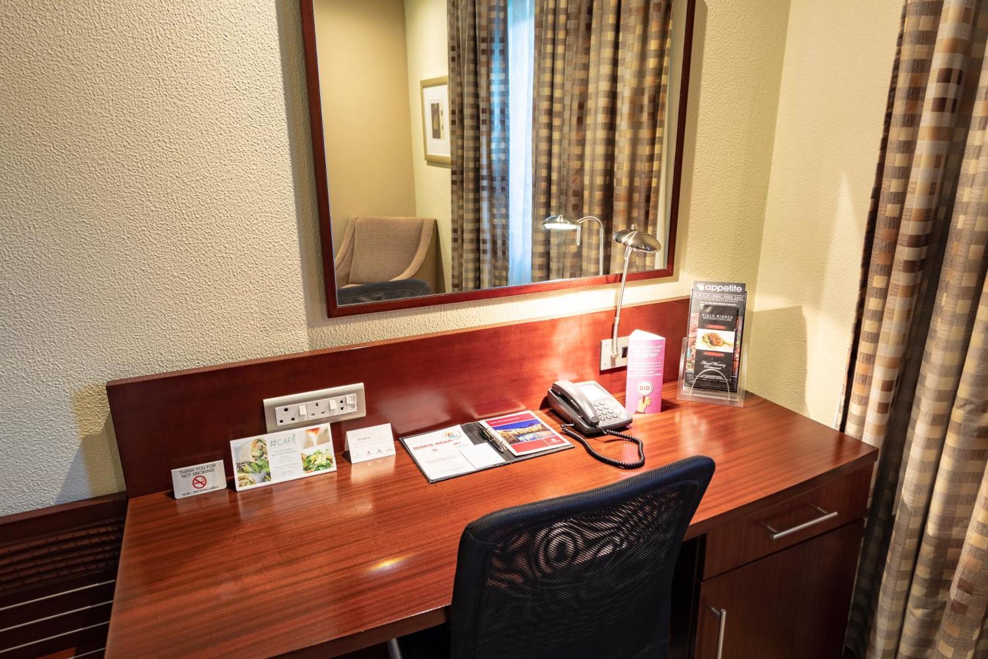 City Lodge Hotel Johannesburg Airport, Barbara Road Kempton Park Kamer foto