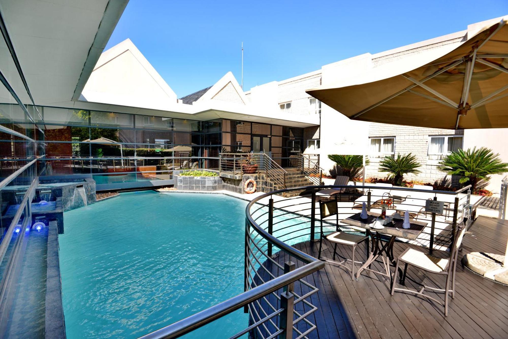 City Lodge Hotel Johannesburg Airport, Barbara Road Kempton Park Buitenkant foto