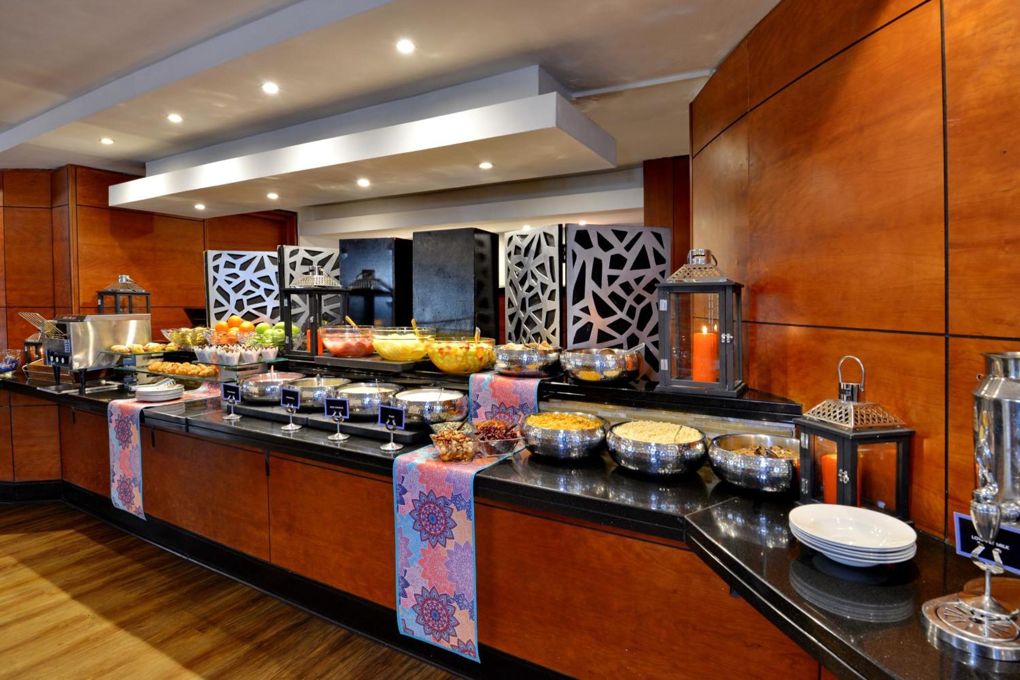 City Lodge Hotel Johannesburg Airport, Barbara Road Kempton Park Buitenkant foto