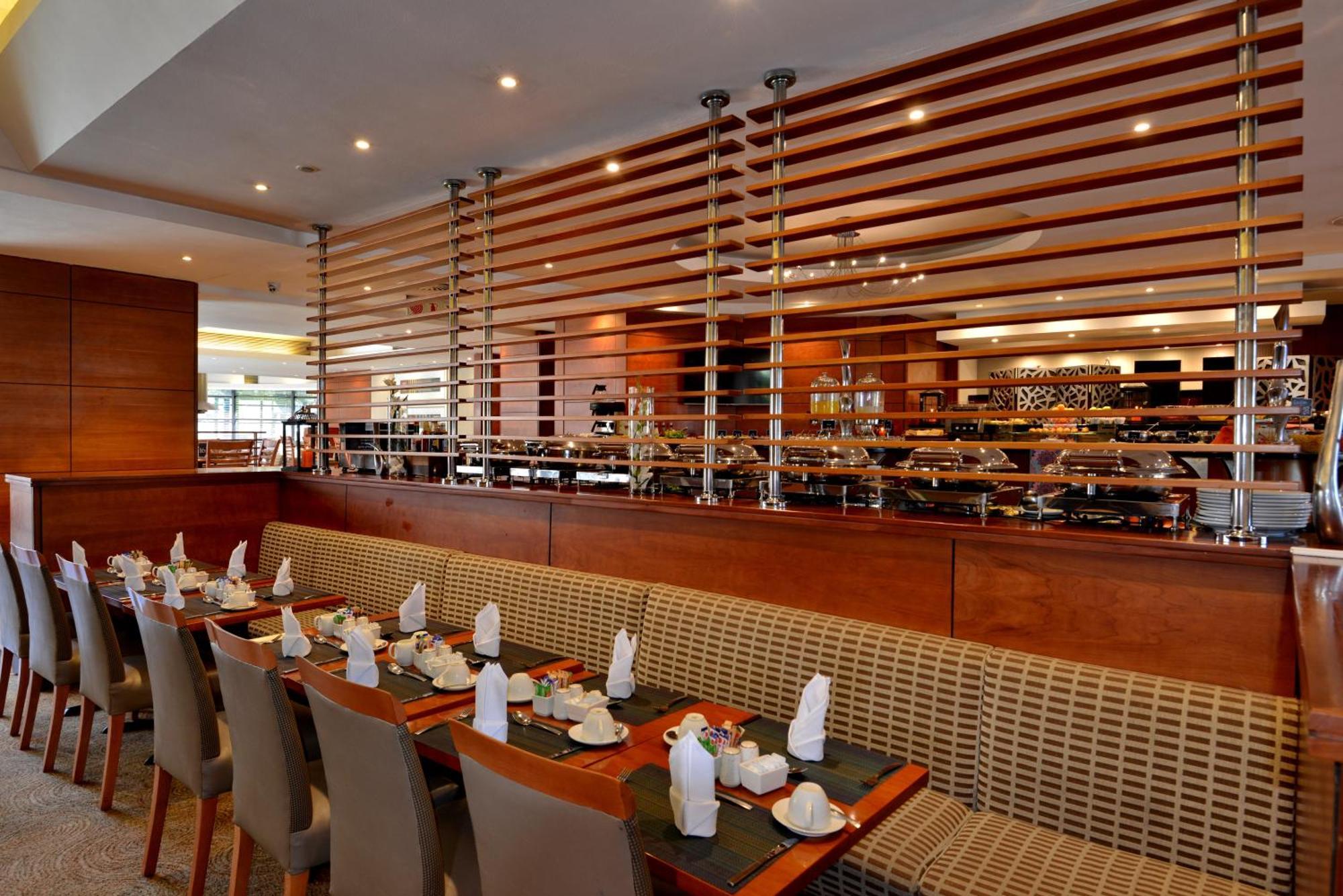 City Lodge Hotel Johannesburg Airport, Barbara Road Kempton Park Buitenkant foto